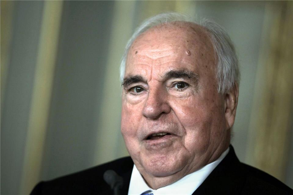 In Berlin soll eine Straße nach Altbundeskanzler Helmut Kohl benannt werden. (Archivfoto) Fredrik von Erichsen/dpa