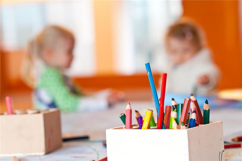 In Borken gibt es allein acht verschiedene Kita-Träger bei 28 Kinderbetreuungs-Einrichtungen. Die Stadtverwaltung lobt diese Vielfalt und will sie künftig erhalten.