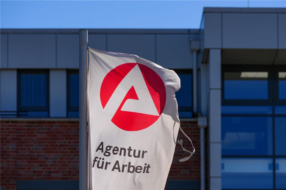 In Brandenburg ist die Arbeitslosigkeit im Juni gesunken.Soeren Stache/dpa