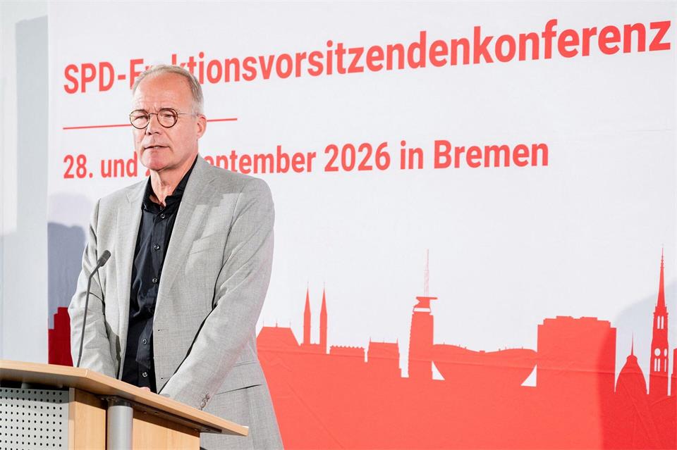 In Bremen kamen die Vorsitzenden der SPD-Fraktionen des Bundestages, des Europäischen Parlaments, des Abgeordnetenhauses, der Bürgerschaften und Landtage zusammen.Hauke-Christian Dittrich/dpa