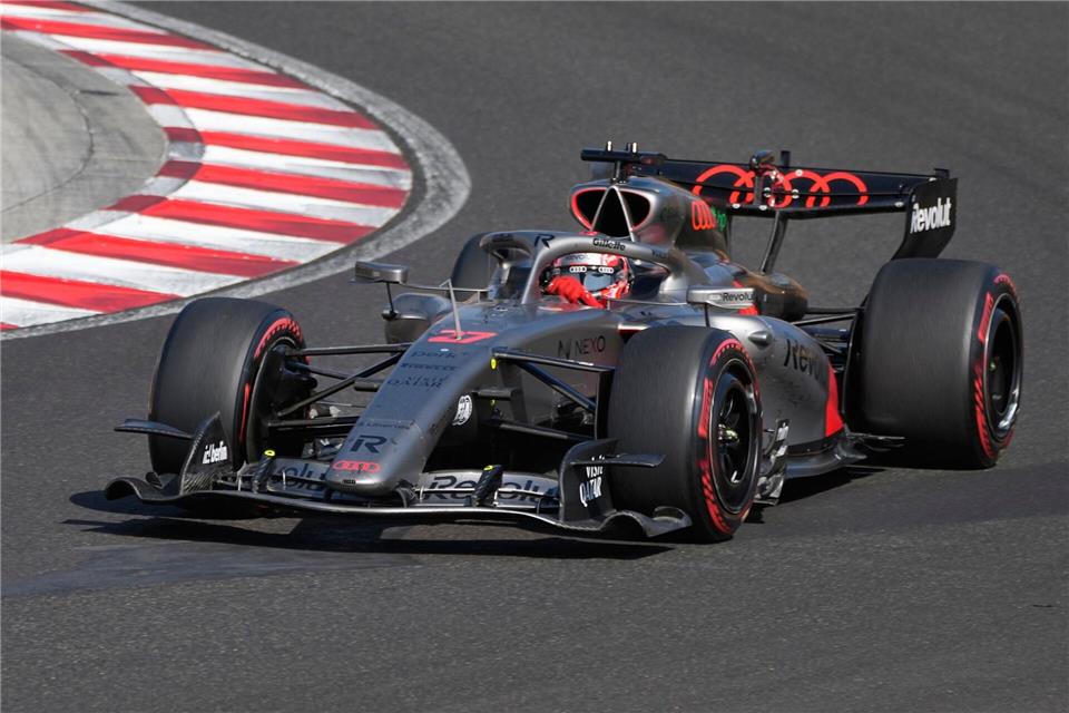 In Budapest raste Nico Hülkenberg für Audi erstmals in die Punkte. (Archivbild)Darko Bandic/AP/dpa