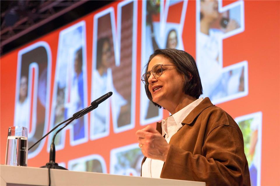 In Büdelsdorf wählte die Nord-SPD die Nachfolge der Landesvorsitzenden Serpil Midyatli.Frank Molter/dpa