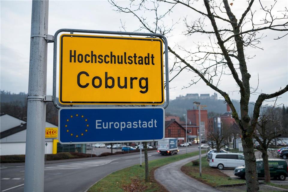 In Coburg treffen sich über Pfingsten zahlreiche Burschenschaftler. (Symbolbild)Daniel Vogl/dpa