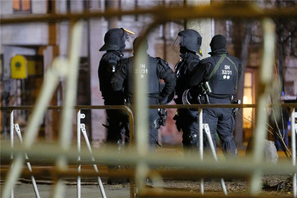 In Connewitz sollen am Samstag mehrere Linken-Demos stattfinden. (Archivbild)Sebastian Willnow/dpa-Zentralbild/dpa