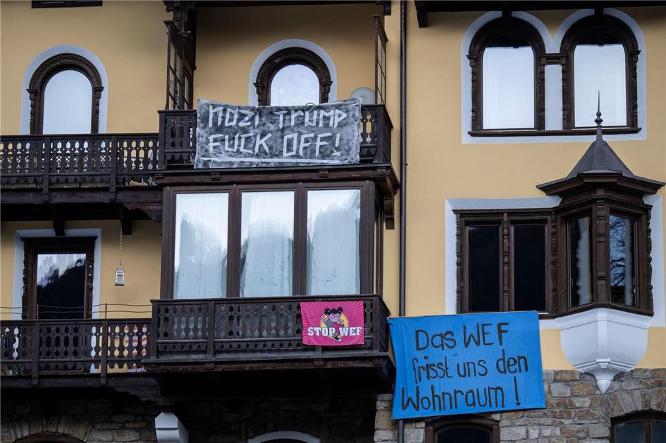 In Davos sehen einige Einwohner die jährliche Veranstaltung kritisch.Gian Ehrenzeller/KEYSTONE/dpa
