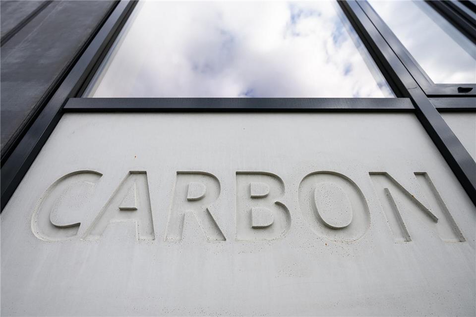 In Dresden erfolgte der Startschuss für das weltweit erste Carbonbetonwerk, dass in den kommenden vier Jahren in Leipzig entstehen soll. Robert Michael/dpa