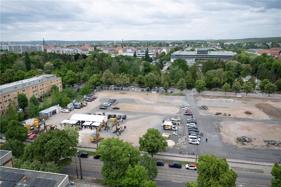 In Dresden ist jetzt der Grundstein für das neue Herzzentrum gelegt worden. (Archivbild)Sebastian Kahnert/dpa