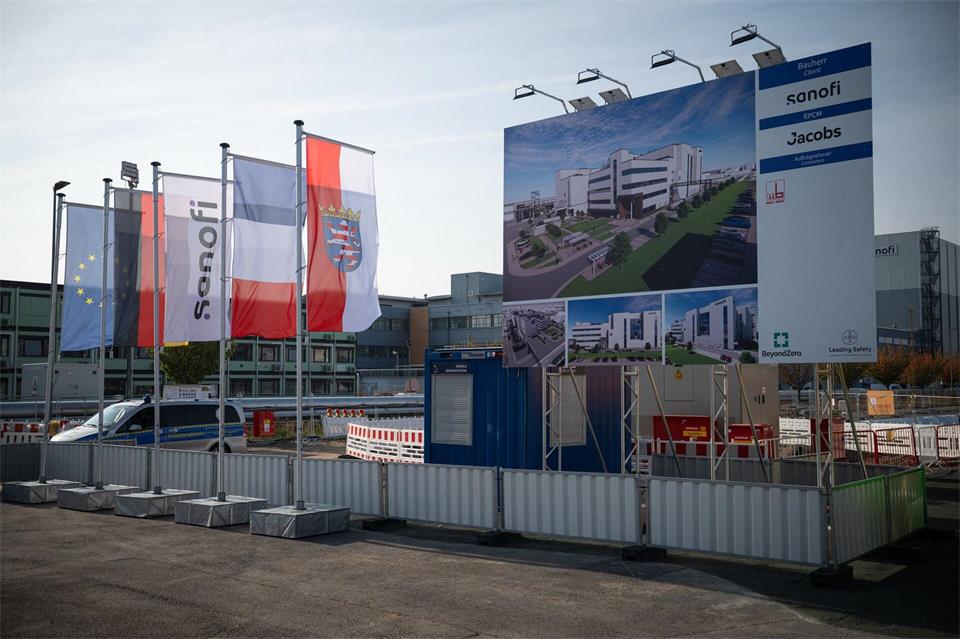 In Frankfurt entsteht eine neue Insulinfabrik, die eine der größten in Europa werden soll.Hannes P. Albert/dpa