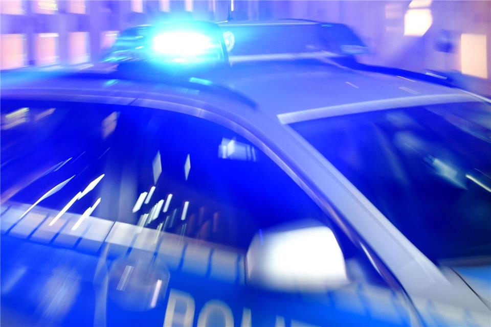 In Greußen ist ein 29-Jähriger bei einem Streit mit einem anderen Mann lebensbedrohlich verletzt worden. (Symbolbild)Carsten Rehder/dpa