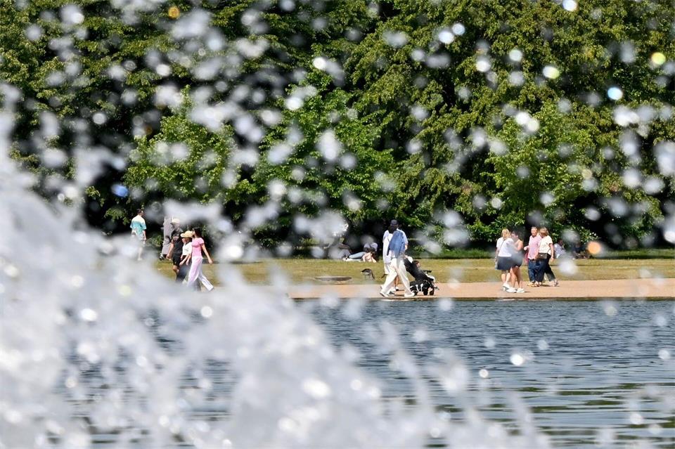 In Großbritannien wurden Temperaturrekorde gemessen. (Archivbild)Anna Ross/dpa