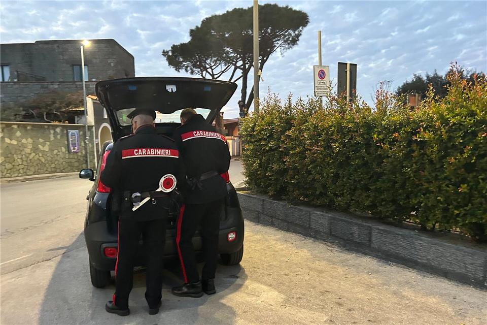 In Italien wurde eine riesige illegale Zigarettenfabrik ausgehoben. (Archivbild)Christoph Sator/dpa