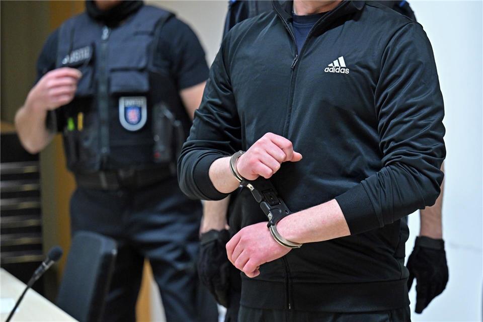 In Jena stehen derzeit drei weitere mutmaßliche Anhänger der Gruppe vor Gericht. (Archivbild)Martin Schutt/dpa