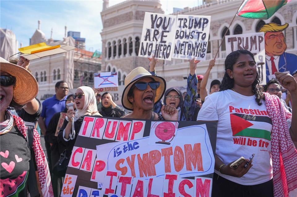 In Kuala Lumpur kam es zu Protesten gegen den Trump-Besuch.Azneal Ishak/AP/dpa