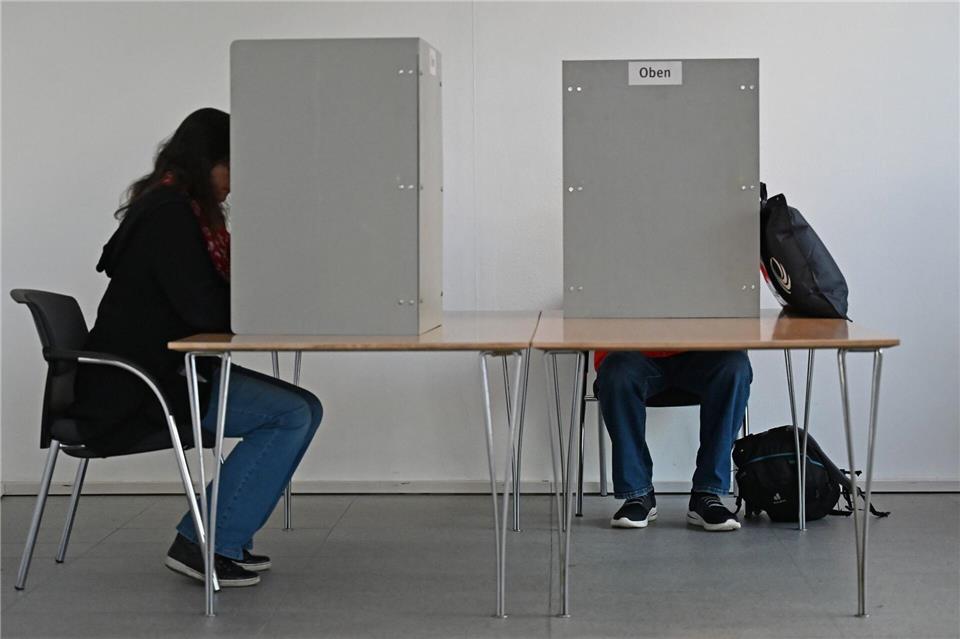 In Mainz können die Wähler und Wählerinnen bereits den Landtag wählen. Michael Brandt/dpa