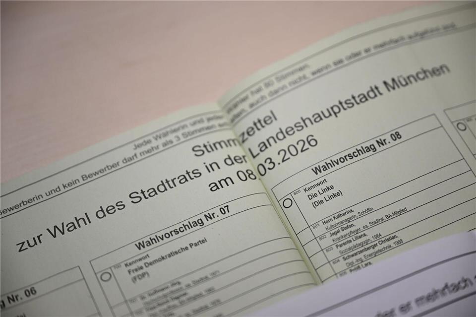 In München erstattete ein Stadtratskandidat Anzeige wegen rassistischer Beleidigung. (Symbobild)Felix Hörhager/dpa