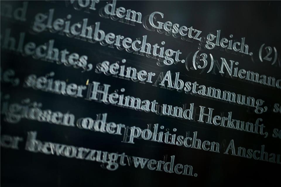 In NRW soll Anfang Oktober ein Landesantidiskriminierungsgesetz in Kraft treten. (Symbolbild)Sebastian Christoph Gollnow/dpa