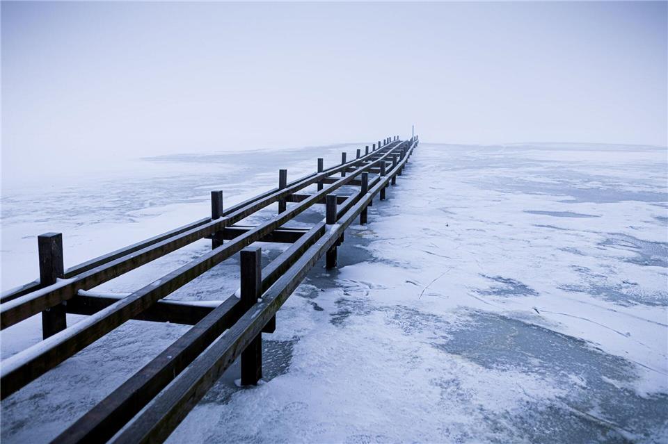 In Niedersachsen ist es klirrend kalt.Moritz Frankenberg/dpa