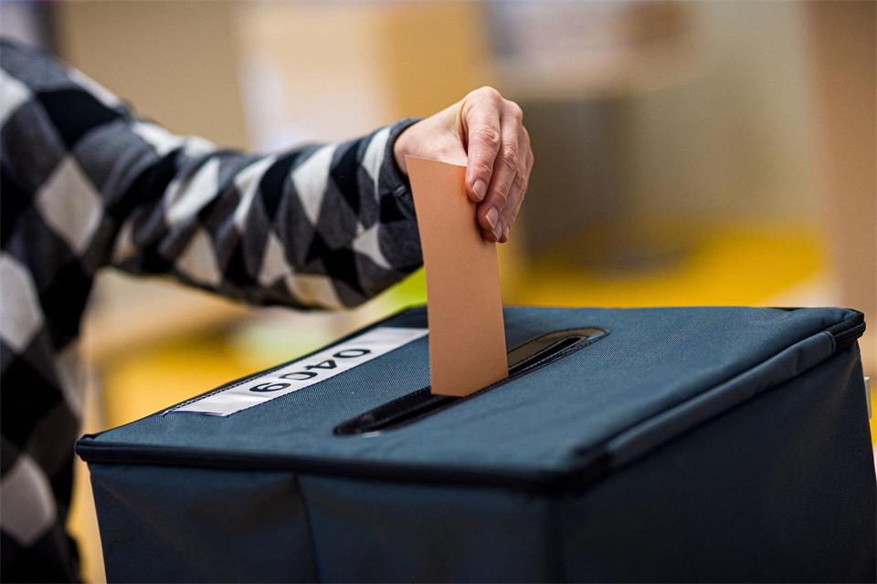 In Niedersachsen standen die Stichwahlen an.Moritz Frankenberg/dpa