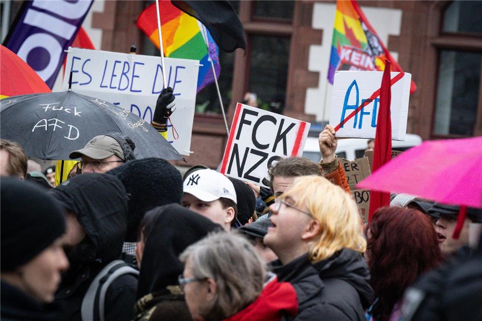 In Nordrhein-Westfalen gab es schon am Sonntag vehementen Protest gegen Auftritte des Thüringer AfD-Landeschefs Björn Höcke.Benjamin Westhoff/dpa