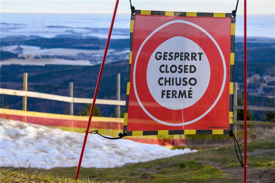 In Oberwiesenthal sind noch alle Pisten gesperrt.Hendrik Schmidt/dpa