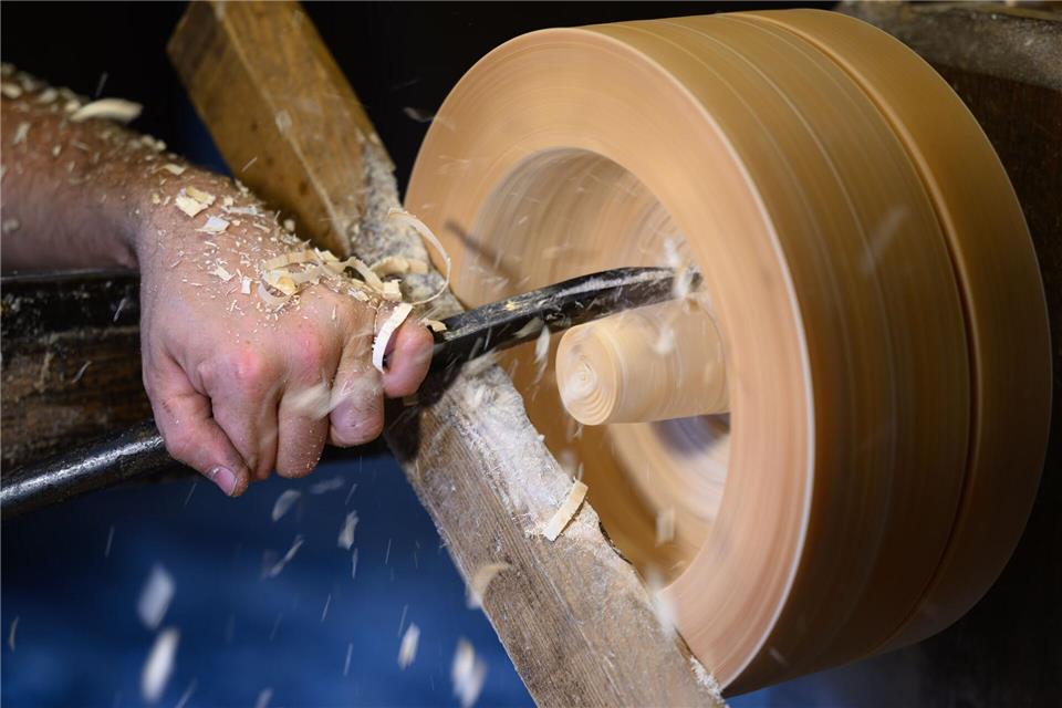 In Ostsachsen wächst das Interesse am Handwerk (Symbolbild)Hendrik Schmidt/dpa