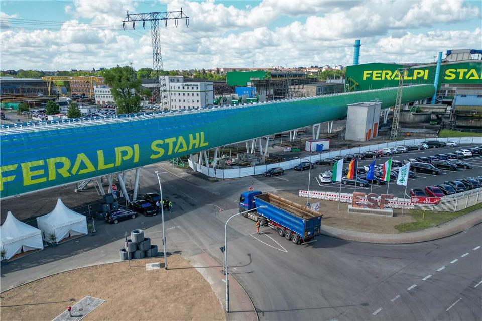 In Riesa entsteht Baustahl fast komplett aus Recyclingmaterial.Jan Woitas/dpa