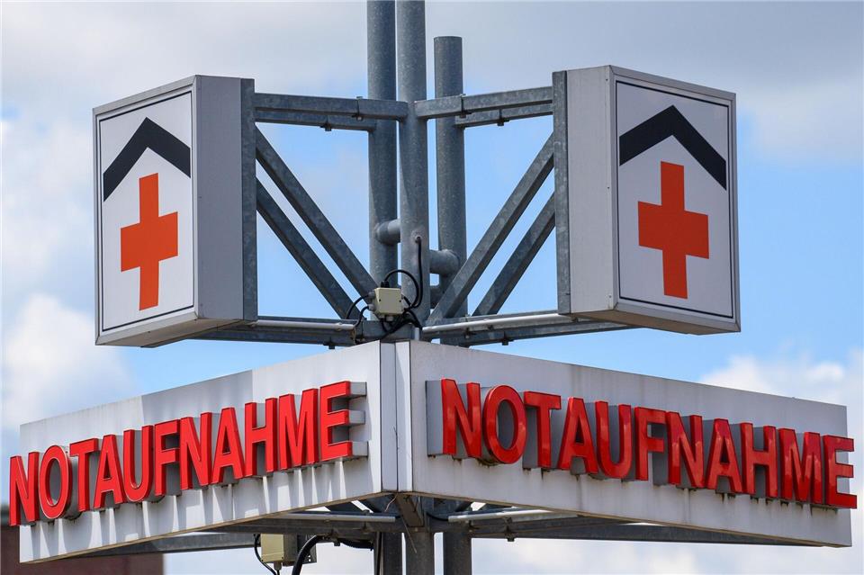 In Sachsen-Anhalt stehen immer weniger Kliniken und damit Patientenbetten zur Verfügung. (Archivfoto) Klaus-Dietmar Gabbert/dpa