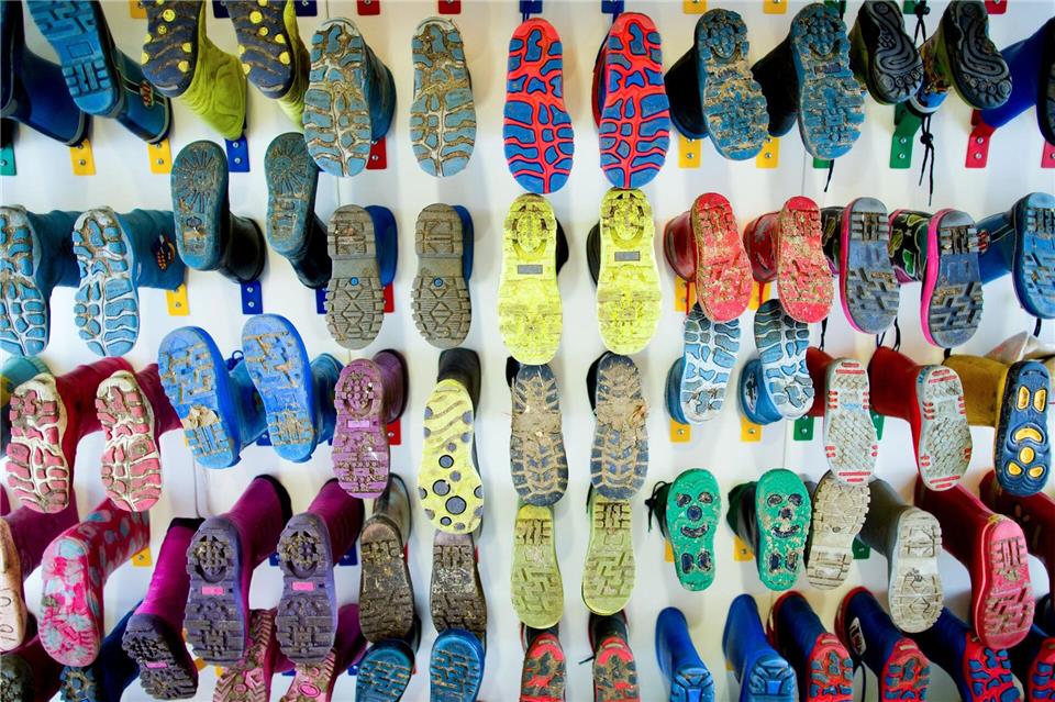 In Sachsen gibt es weniger Kitas und Beschäftigte als im Vorjahr. (Symbolbild)Rolf Vennenbernd/dpa