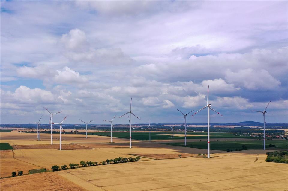 In Sachsen sind 844 Windenergieanlagen in Betrieb. (Archivbild)Jan Woitas/dpa