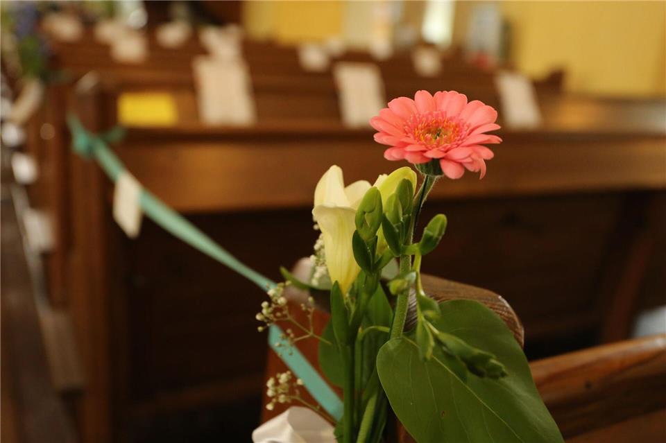In Sachsen werden dieses Jahr rund 4.000 Jugendliche konfirmiert. (Archibvild)Matthias Bein/dpa-Zentralbild/dpa