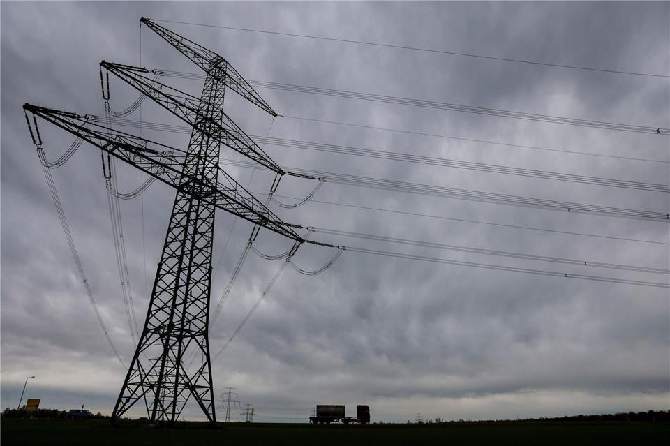 Heftiger Wind und Sturmböen in Sachsen In Sachsen werden für das Wochenende weiterhin stürmische Böen erwartet. (Archivbild)Jan Woitas/dpa