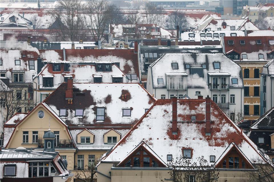In Sachsen werden rund 20.000 Haushalte für den Mikrozensus befragt. (Symbolbild)Jan Woitas/dpa