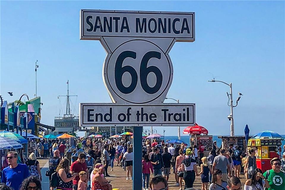 In Santa Monica, direkt am Pazifik, endet die Route 66.Ralf Johnen/dpa-tmn