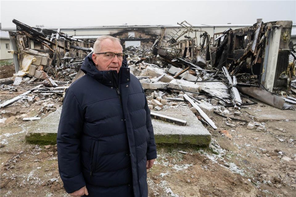 In Siedenbollentin gab es in kurzer Zeit zwei Stallbrände auf dem Gelände einer Schweinezucht - trotz Einhaltung alles Standards, sagt der zuständige Landwirtschaftsminister Till Backhaus (SPD).Stefan Sauer/dpa