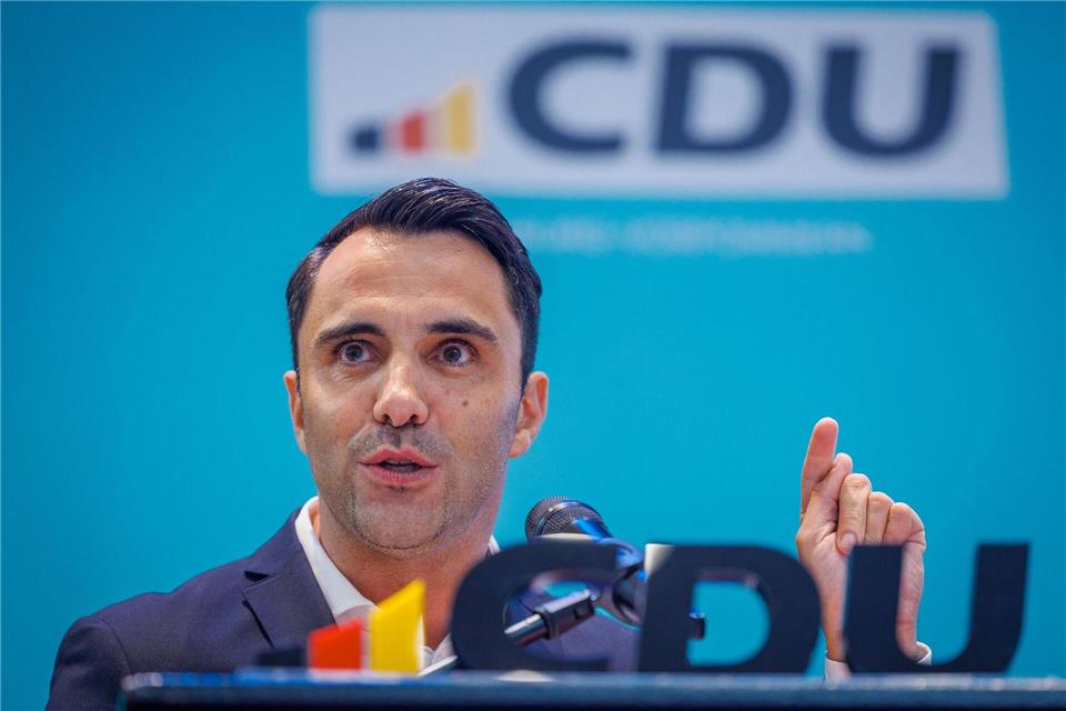 In Skandinavien werde seit Jahren „unaufgeregt mit Minderheitsregierungen gearbeitet“, argumentiert der CDU-Landeschef Peters. (Archivbild)Jens Büttner/dpa