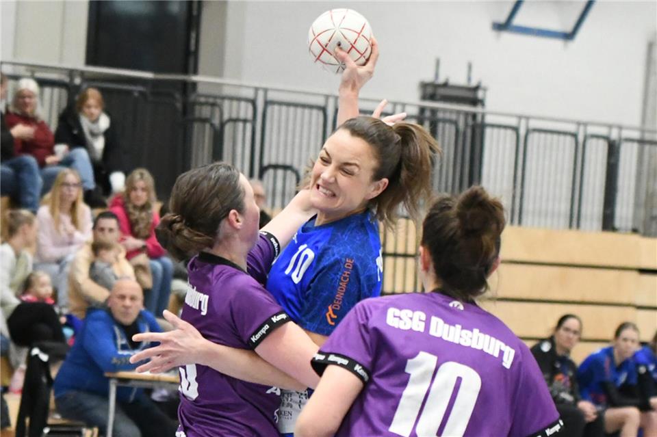 In Spiellaune: Zwölf der insgesamt 36 Treffer beim Sieg des Verbandsligisten TV Borken II in Bottrop gingen auf das Konto von Rückraumspielerin Astrid Heidt.