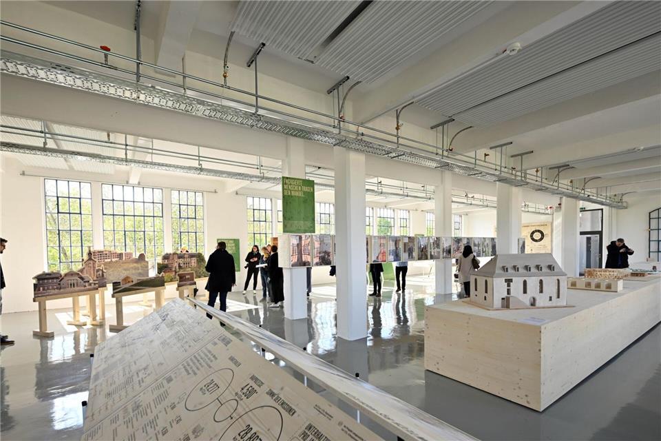 In Thüringen fand von 2012 bis 2023 eine Internationale Bauausstellung (IBA) statt, hier die große Abschlussschau in Apolda. (Archivbild) Martin Schutt/dpa