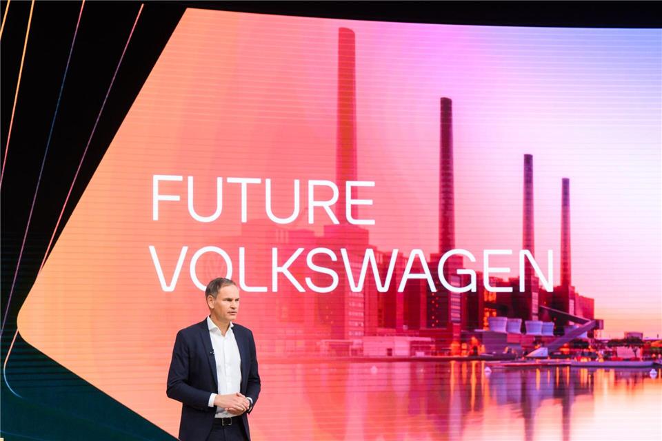 Doppelrolle passé: Oliver Blume tritt als Porsche-Chef ab In Wolfsburg gibt es genügend offene Baustellen für Oliver Blume. (Archivbild)Julian Stratenschulte/dpa