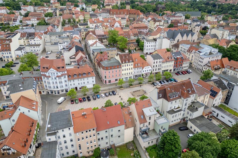 In Zeitz entsteht ein neues Mehrgenerationenhaus. (Archivbild)Jan Woitas/dpa