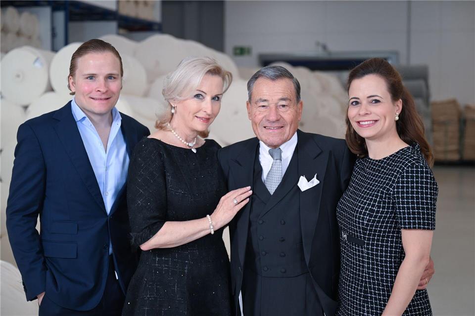 In dem Buch berichten auch Familienmitglieder. (Archivbild) Bernd Weißbrod/dpa