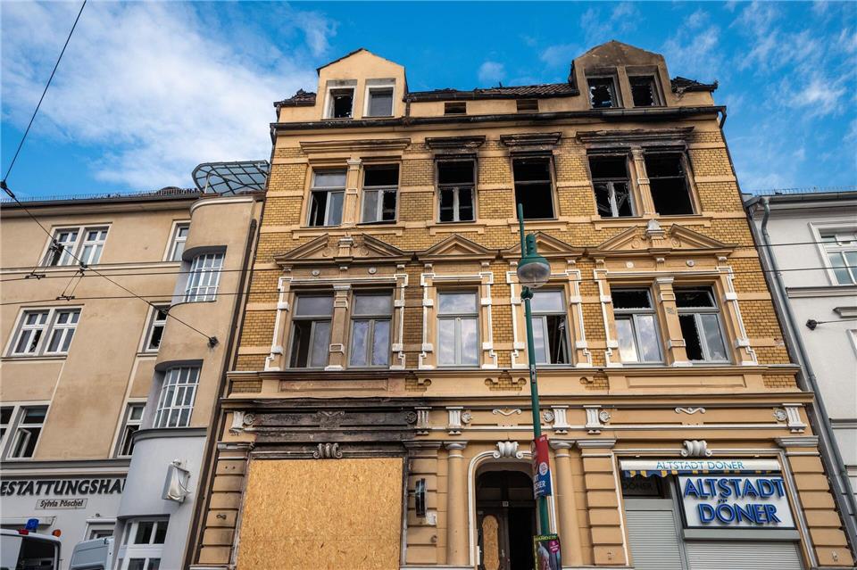 In dem Haus starben die 43 Jahre alte Frau und ihr Kind. (Archivbild)Soeren Stache/dpa