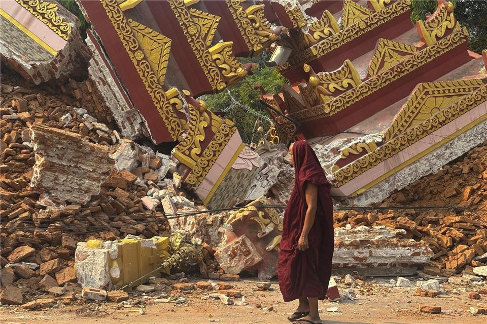 In den Regionen Sagaing und Mandalay wurden auch viele heilige Stätten zerstört. (Archivbild)Thein Zaw/AP/dpa
