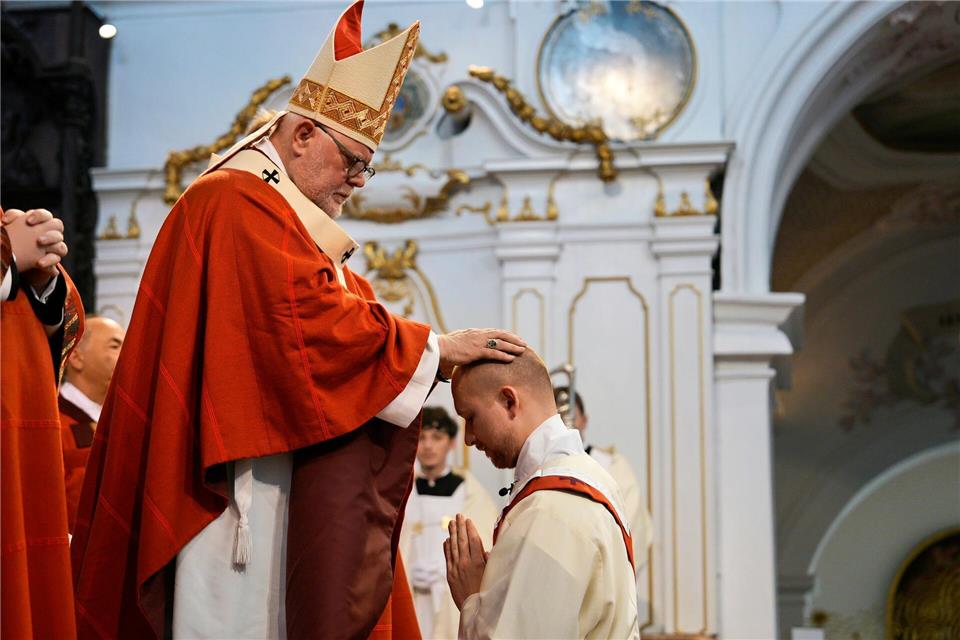 In den bayerischen Diözesen gibt es in diesem Jahr insgesamt elf neue Priester.Uwe Lein/dpa