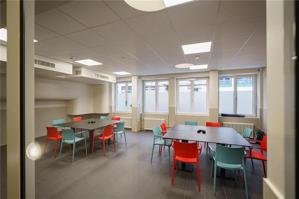 In den nächsten Wochen wird der Rauchraum für Crack-Konsumenten geöffnet.Andreas Arnold/dpa