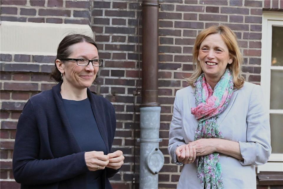 In der Bildungspolitik sieht Prien Hamburg mit dem schulischen Ganztag als positives Beispiel. Katrin Luxenburger/dpa