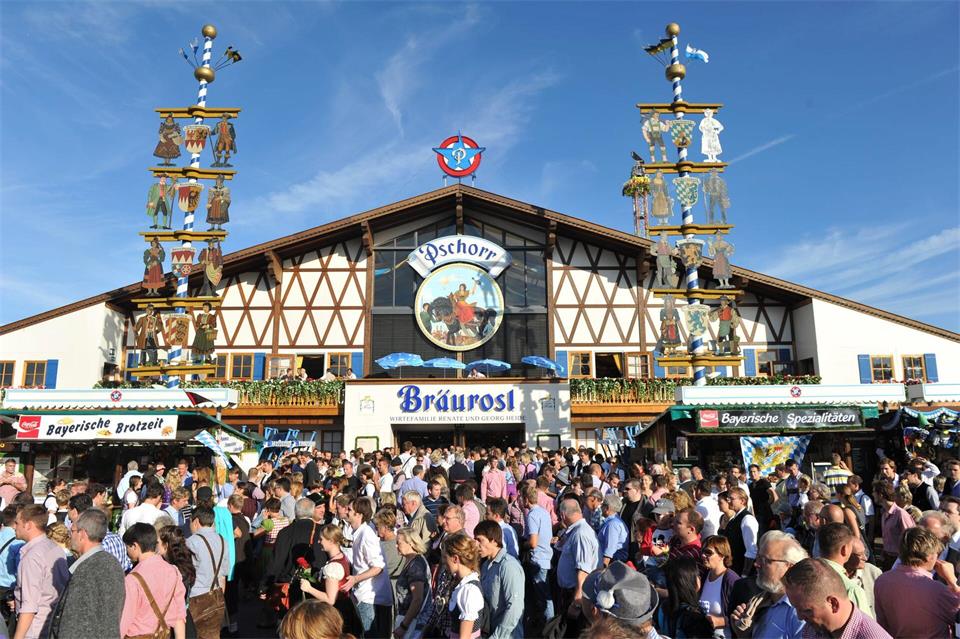 In der Bräurosl finden die queeren Partys statt.picture alliance / dpa