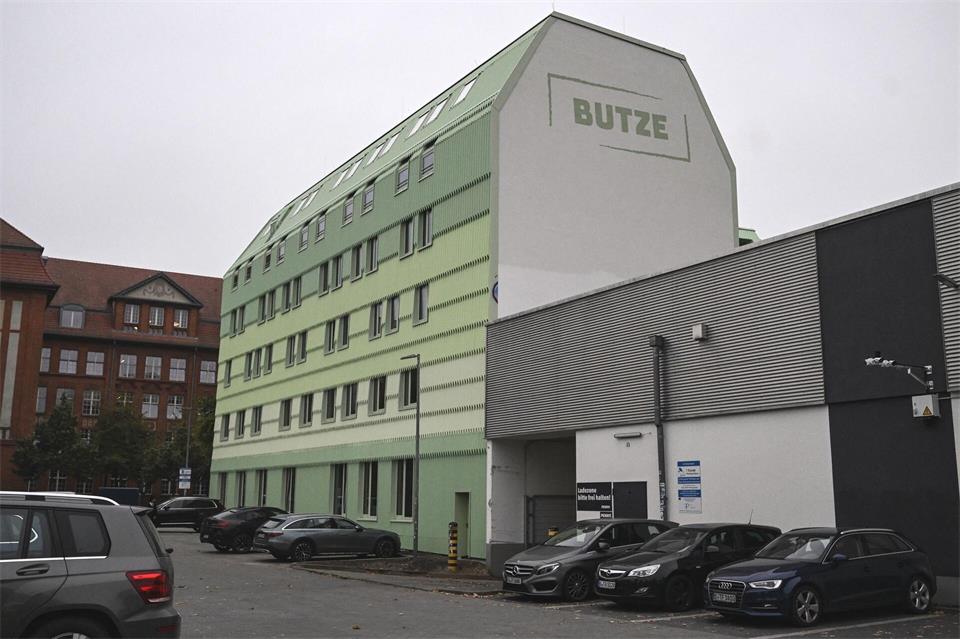 In der Butze sollen Kinder und Jugendliche Hilfe bekommen.Britta Pedersen/dpa