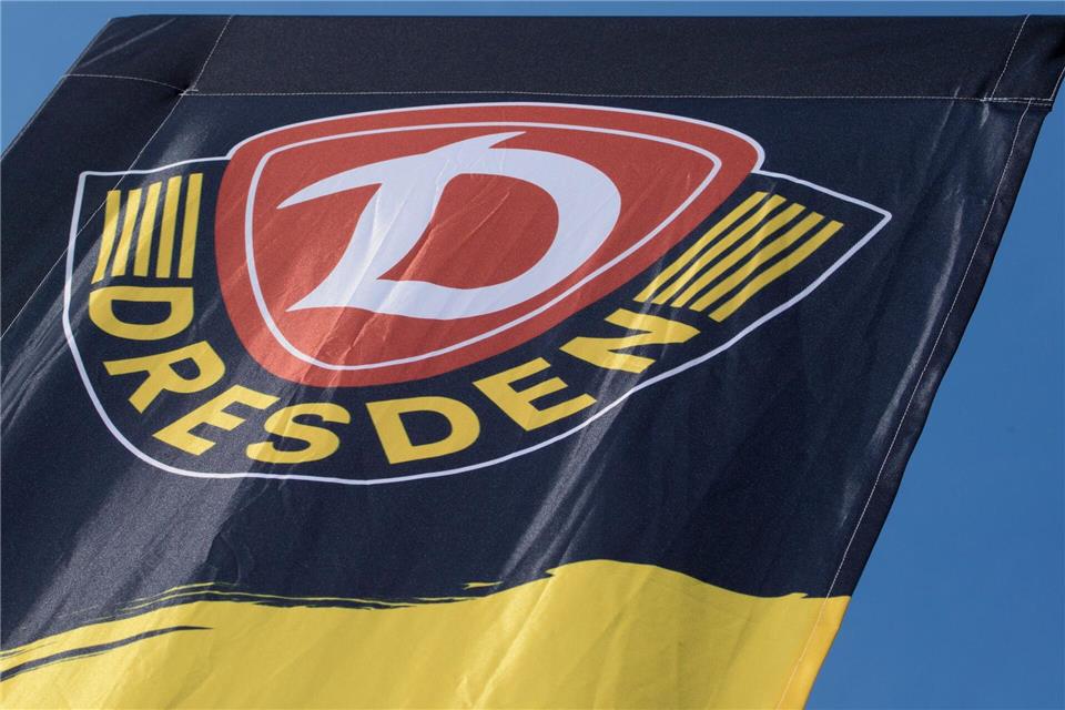 In der Führungsetage des Zweitligisten Dynamo Dresden geht ein Geschäftsführer nach dem anderen. Nun ist eine Interimslösung da. (Archivbild) Robert Michael/dpa-Zentralbild/dpa