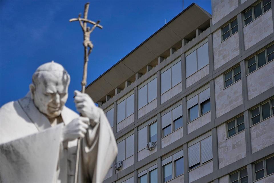 In der Gemelli-Klinik in Rom werden die Päpste traditionell behandelt.Gregorio Borgia/AP/dpa
