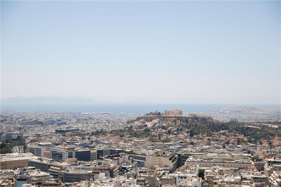 In der Hauptstadt Athen schreckte das Beben viele Menschen aus dem Schlaf. (Archivbild)Socrates Baltagiannis/dpa